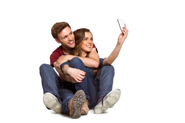 casal tirando uma selfie 2786208 Foto de stock no Vecteezy